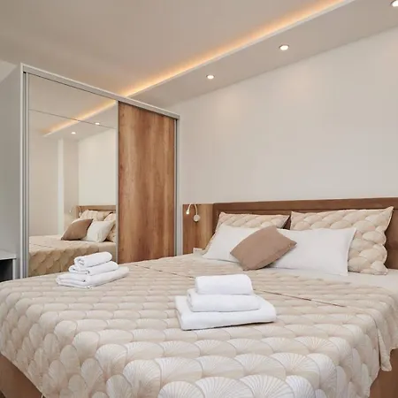 Apartman Luxury Giovanni With Pool *